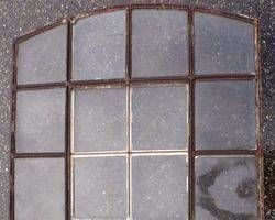 Gusseisenfenster Nr.: F_430 mit Segmentbogen, Bauhaus