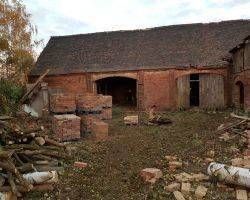 alte Biber Dach Ziegel Pfanne Schindel historische Dachdeckung Biberschwanz Carport Vordach Pavillon Garten Laube