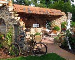 alte Biber Dach Ziegel Pfanne Schindel historische Dachdeckung Biberschwanz Carport Vordach Pavillon Garten Laube