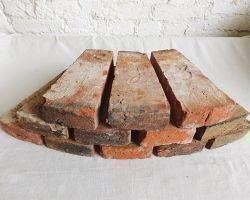 Antike Rückbau konisch Rund radial Brunnen Bogen Ziegel terracotta Feldbrand handgestrichen