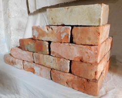 40 to LKW ab Baustelle original historische klassisch rote Ziegel steine Antik Klinker rustikal Backsteine Altziegel Rückbaustein Garten gestaltung Ruinen mauer Loft used look Landhaus
