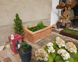 Bausatz günstiges Hochbeet Gartenbeet Kräuterbeet Pflanzkübel original alte Mauersteine Ziegelsteine DIY